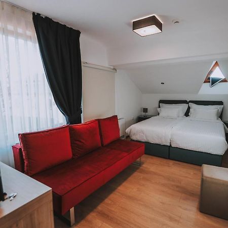 Lazar Winery Tourism B&B Rosoman Экстерьер фото