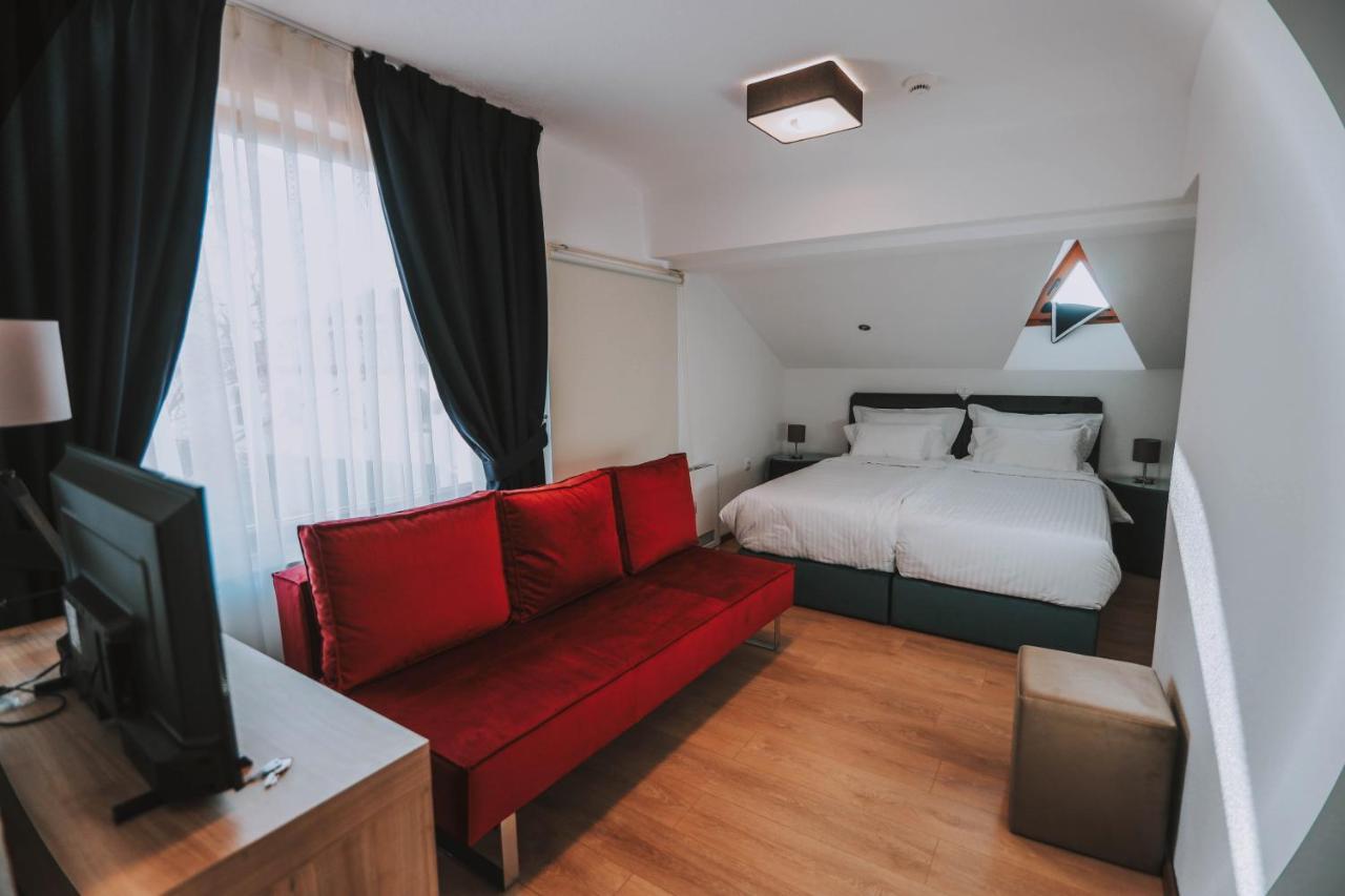 Lazar Winery Tourism B&B Rosoman Экстерьер фото